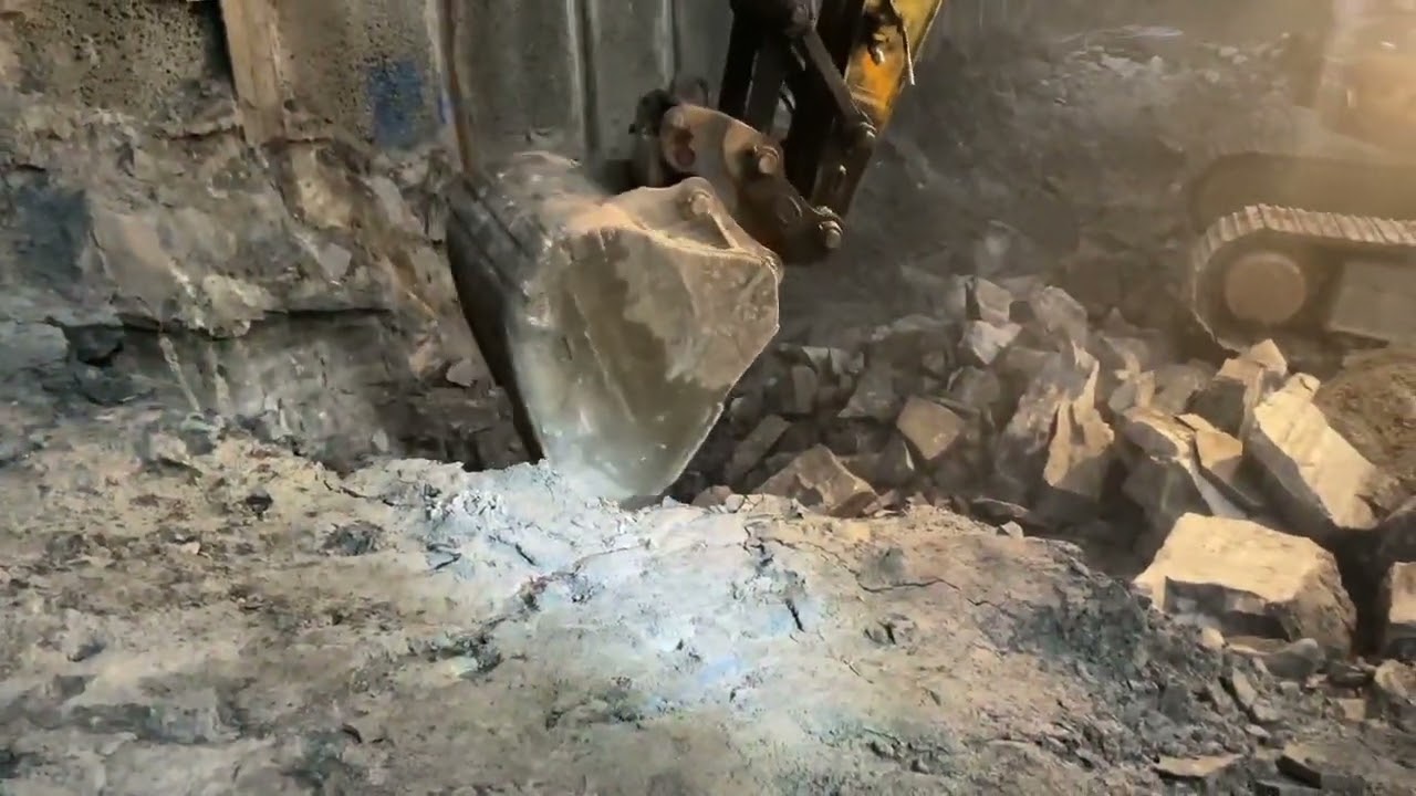 신기술 암반굴착공법 암파쇄공법 암굴착 암터파기 암석제거 무진동암파쇄공법 유석토건주식회사 010-8878-6627 #팽창성몰탈 #비폭성파쇄제 #비폭성암파쇄공법 #무진동암파쇄 