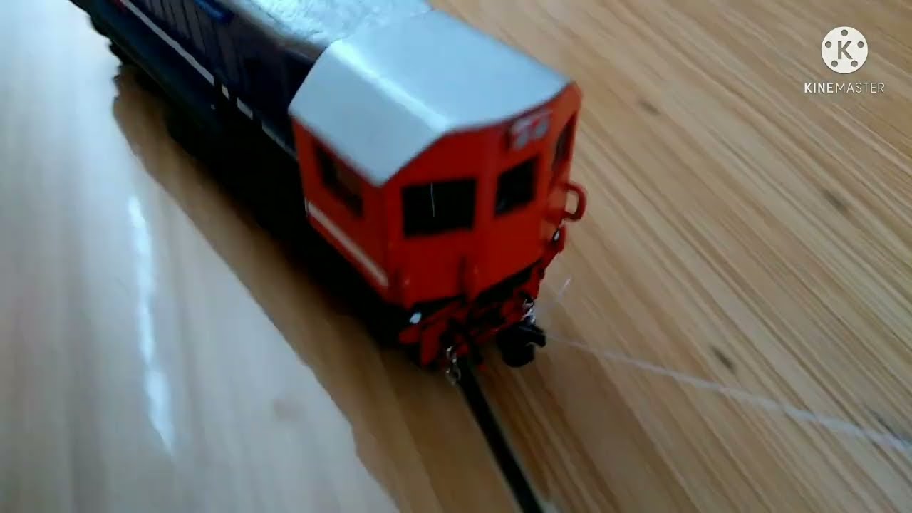miniatur lokomotif bb202 keliling  keliling  😅