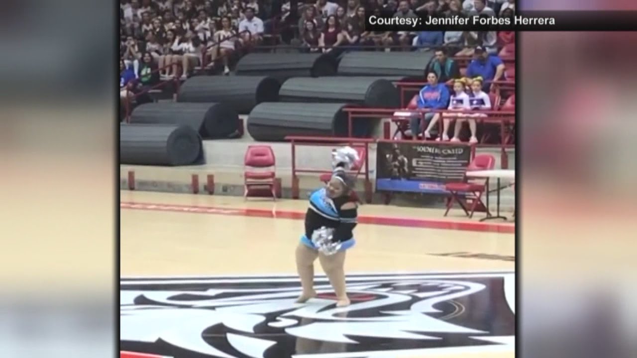 Cleveland senior steals show at cheer and dance state competion