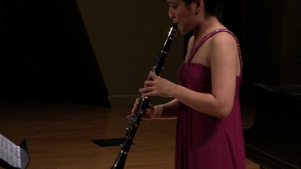 Weber: Clarinet Concerto No. 1 in F minor, Op. 73, I. Allegro moderato, perf. by Stefani‬ Feldman