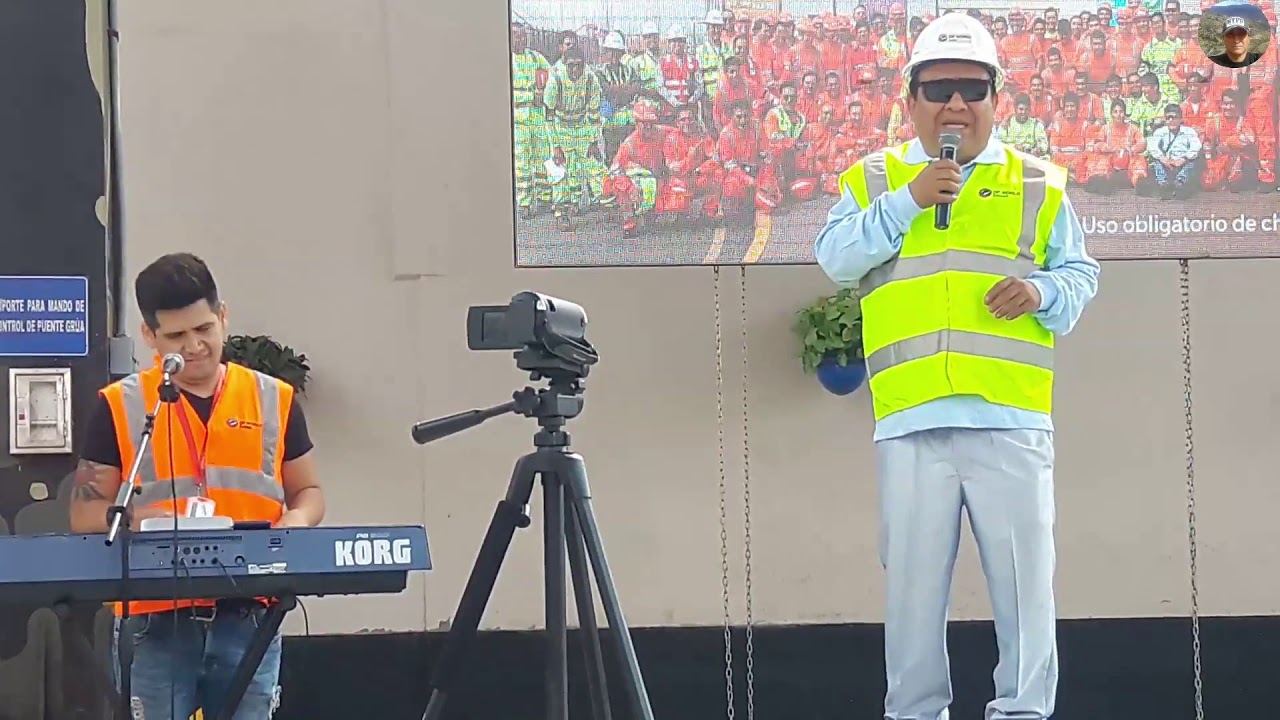 LOS MEJORES CHISTES DE   / MANOLO ROJAS
