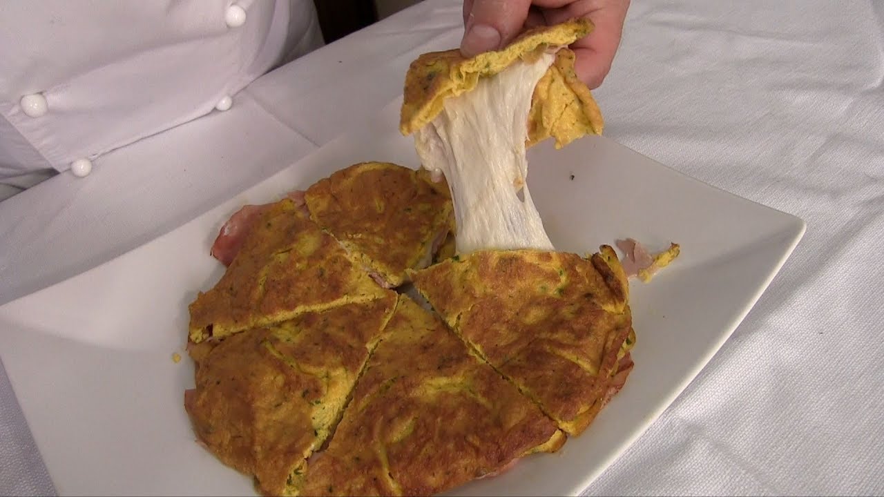 Frittata Farcita con Prosciutto e Mozzarella