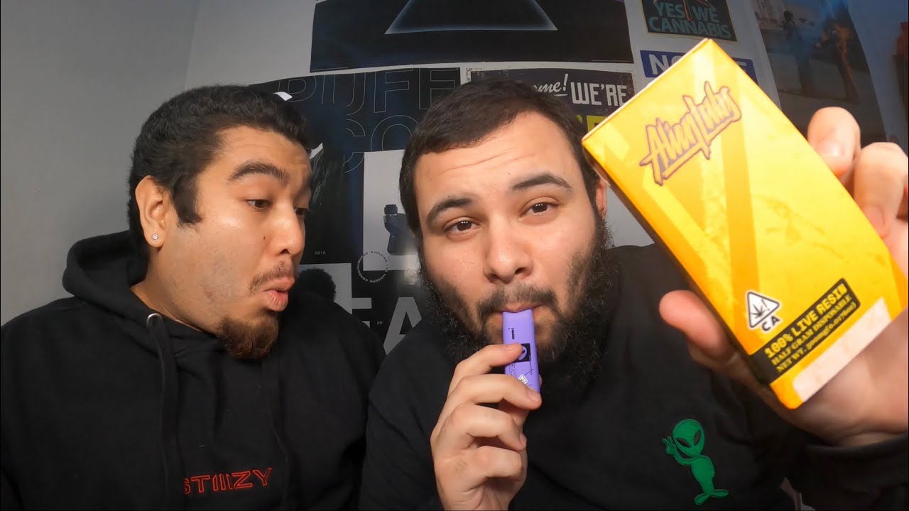 TAKING BLINKERS FROM AN ALIEN LABS DISPOSABLE REVIEW & REACTION!