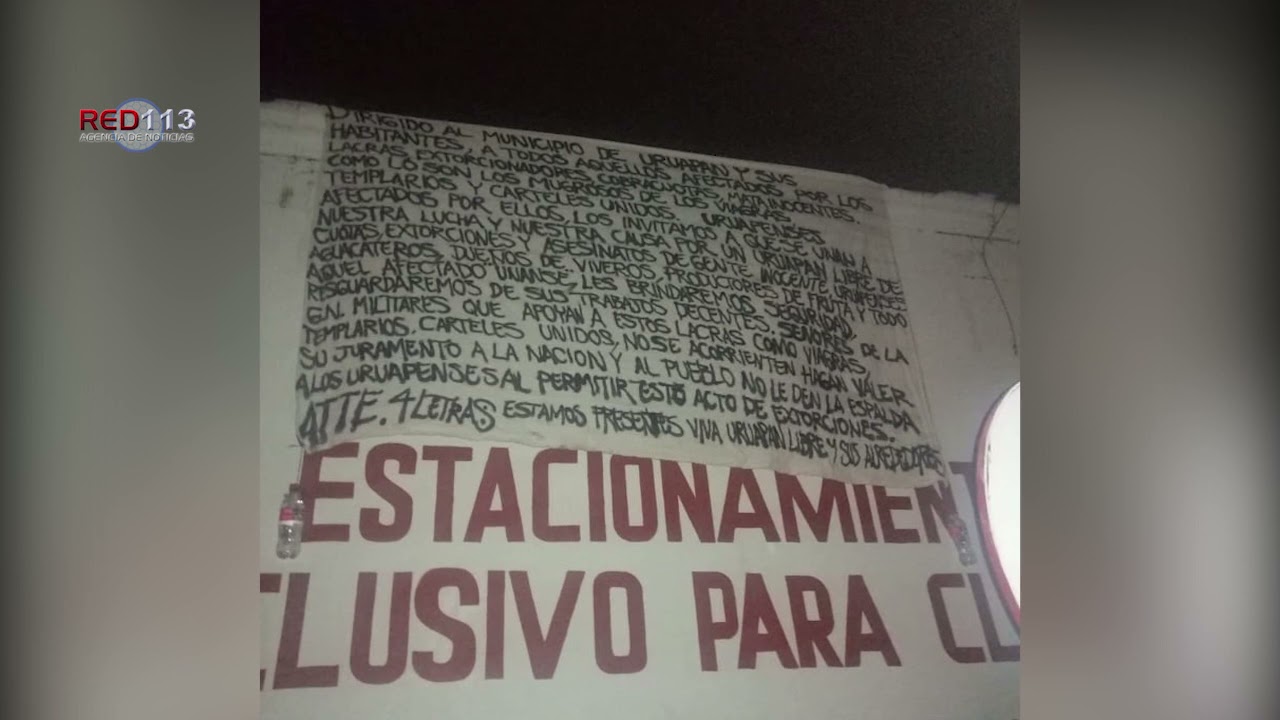 CJNG coloca narcomantas en Uruapan