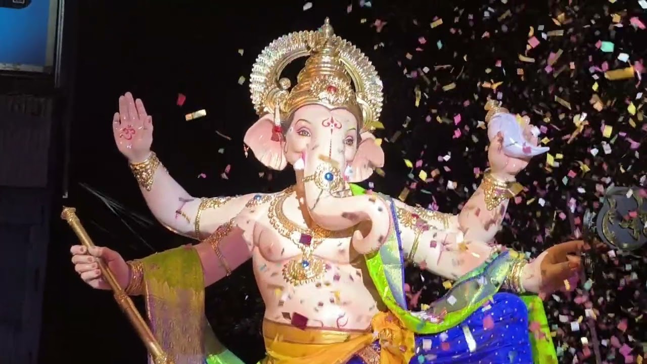 सांताक्रूझ चा विघ्नहर्ता आगमन सोहळा 2025 😍❤️मंडळ:- 