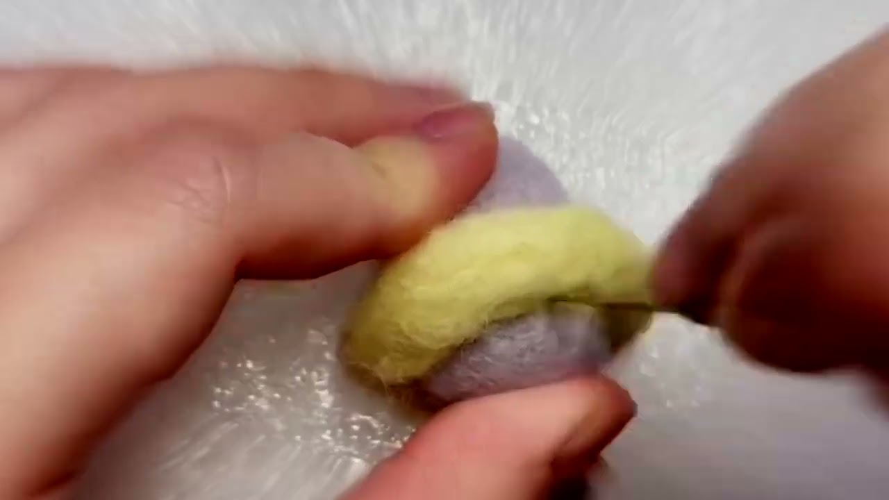 Relaxing & satisfying asmr sounds of needle felting