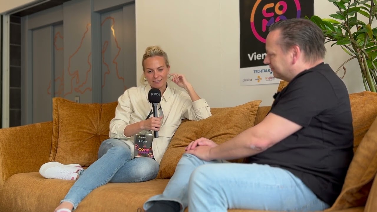 Anna Sycik (TechTalk) and Stefan Priebsch at ComoCamp 2025