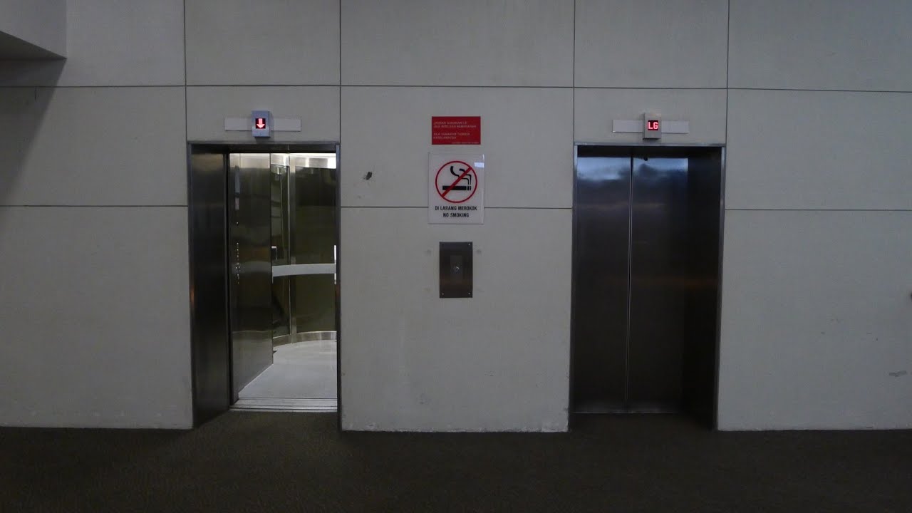 Retake Generic Hydraulic mod from Schindler glass lift at Subang Parade nearby cinema Lift L9B RD