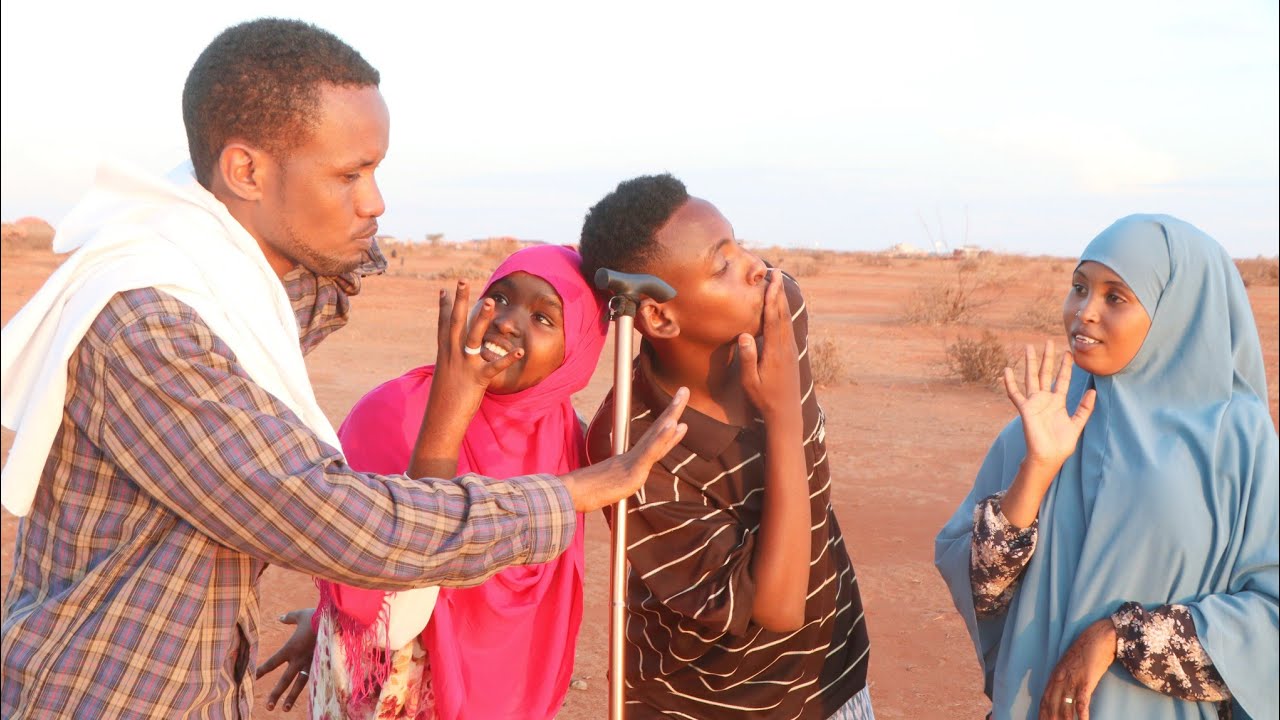 Sheeko Qosol Badan || Shukansi Af garre iyo afsomali ||  Abwaanka Mandera