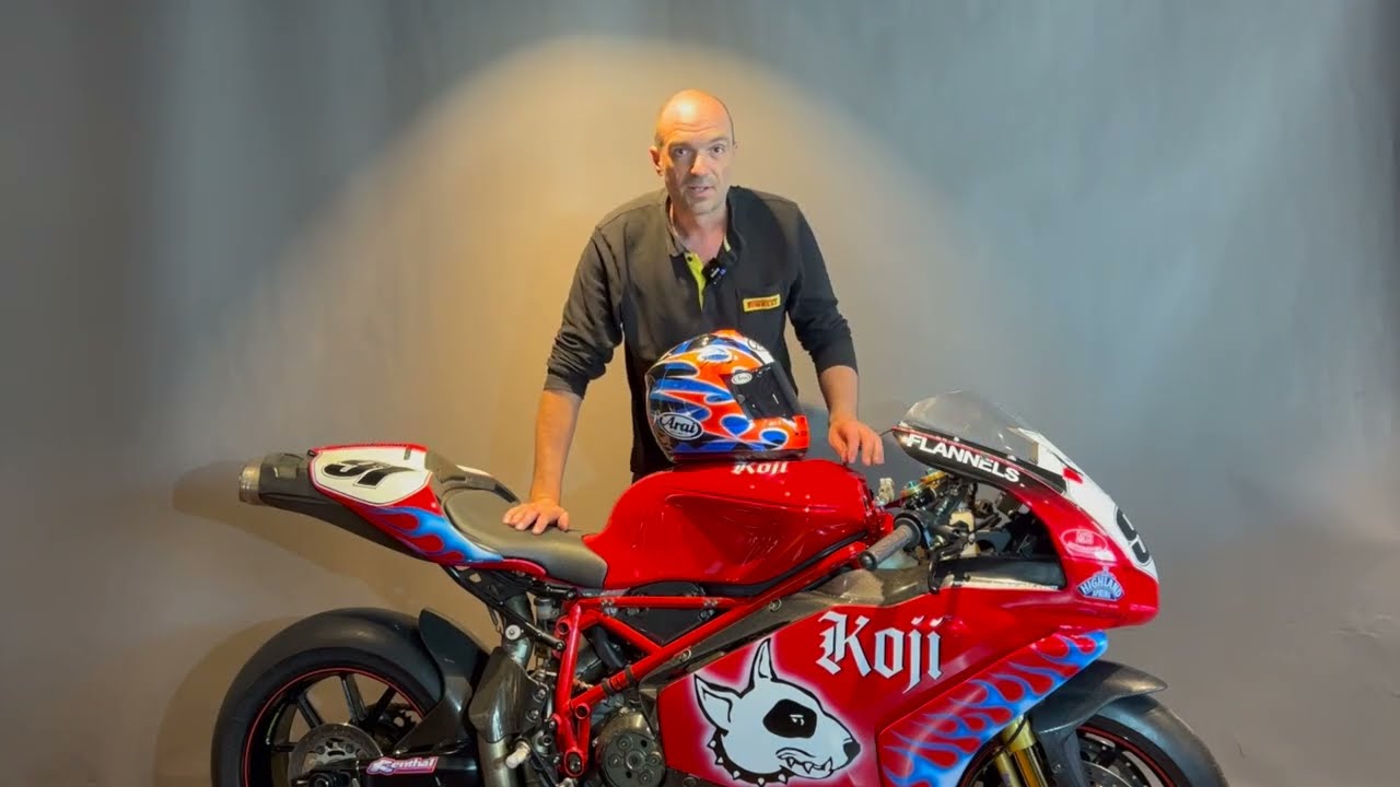 Ducati 999RS Хаслам Коджи, технические подробности и крупные планы со снятым обтекателем. WSBK и BSB