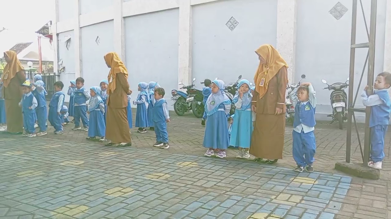UPACARA HARI GURU | KB-TK NURUL HUDA