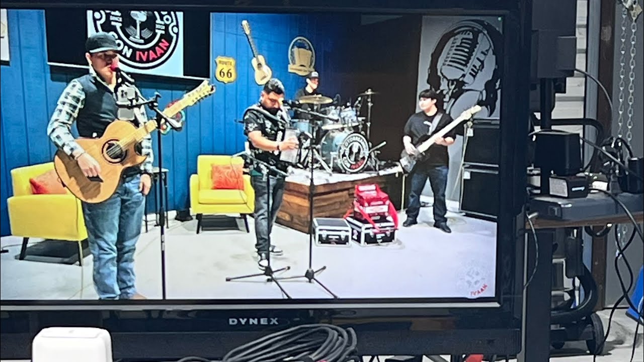 El Cafetero Ft. La Inmortaleza (En Vivo Desde Houston Tx) Cottoreando Con Ivan 