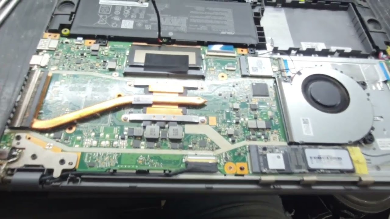 ASUS M515D NÃO LIGA, ESSE TIPO DE FLUXO DE AR QUE SAI DO COOLER É ÓTIMO PARA ACUMULAR POEIRA.