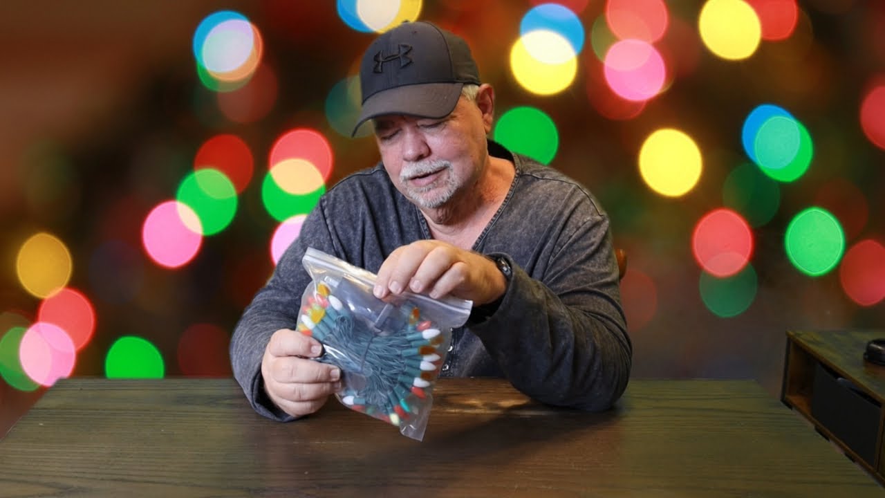 Unboxing and Review: RECESKY C3 Christmas String Lights - 100 LED 33Ft Outdoor Smooth Bulb Light