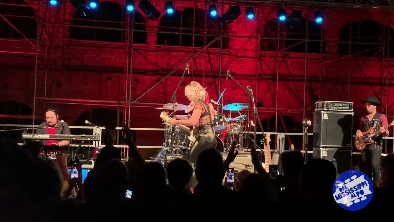 Samantha Fish - Faster tour 2022 live in Piacenza