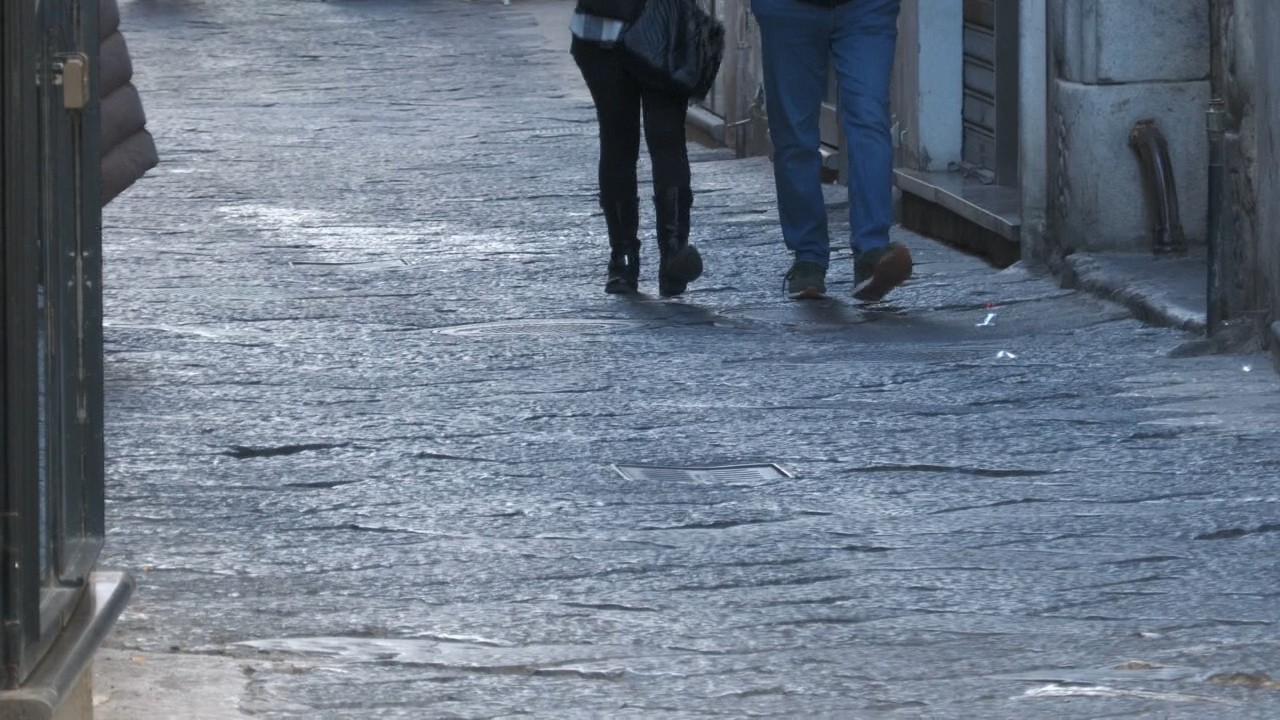 Salerno, spari al centro storico: nel mirino un’attività commerciale