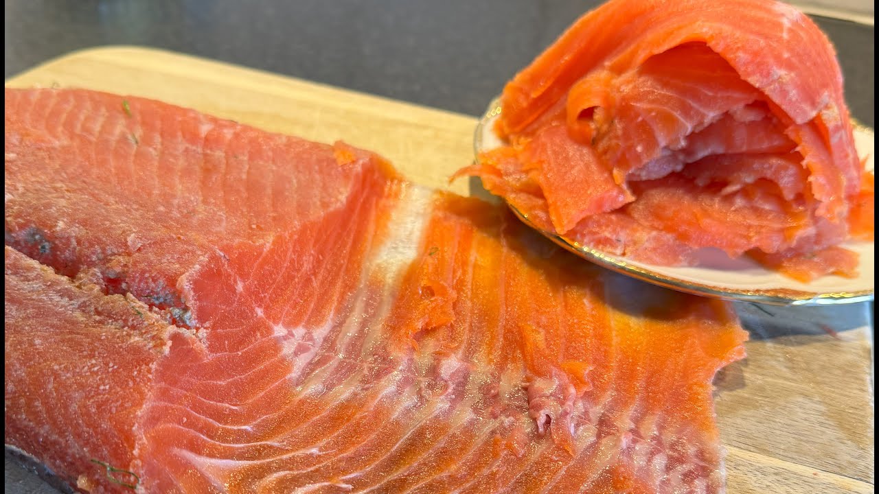 Gravad lax på färsk lax - Gör egen gravad lax!