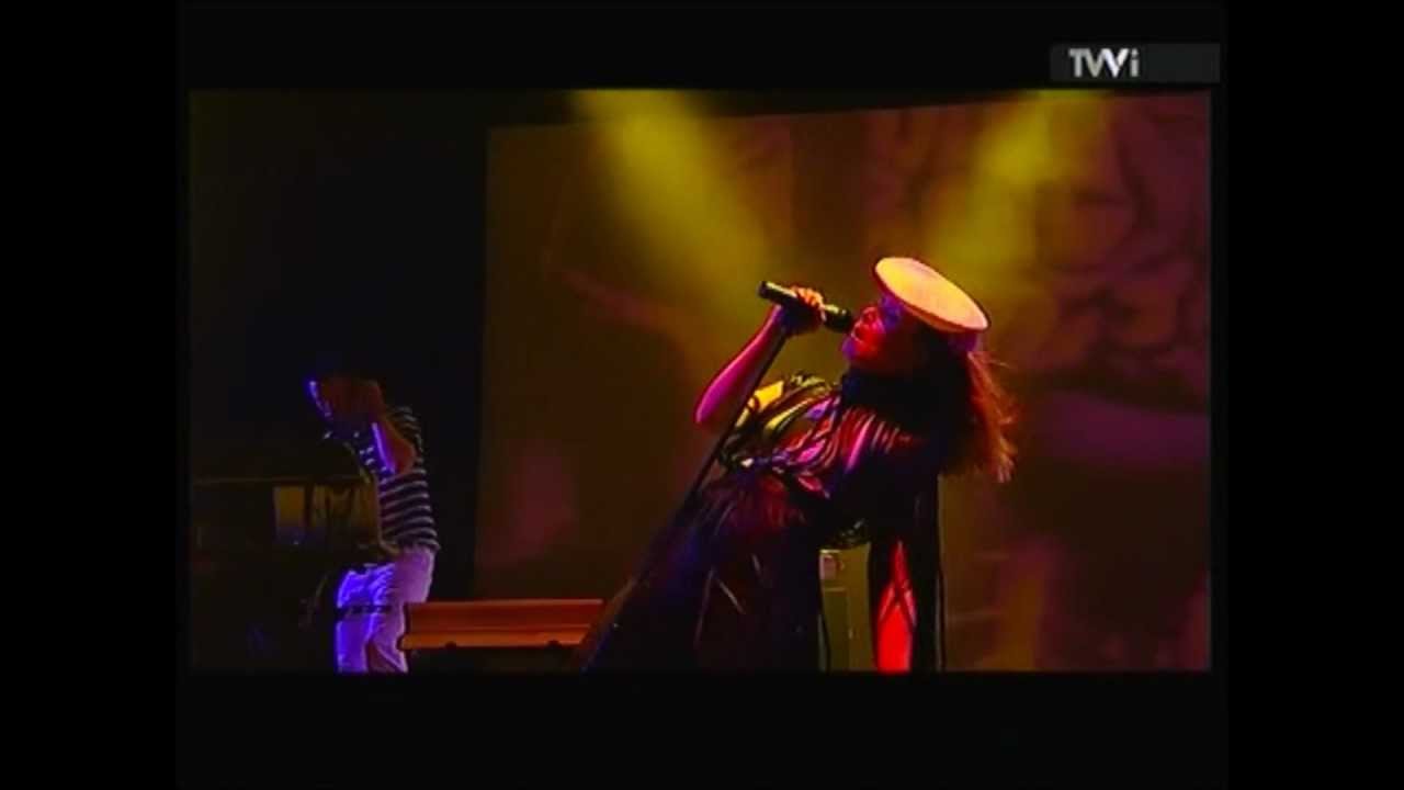 R&oacute;is&iacute;n Murphy - Overpowered (Live @ FIB 2008)