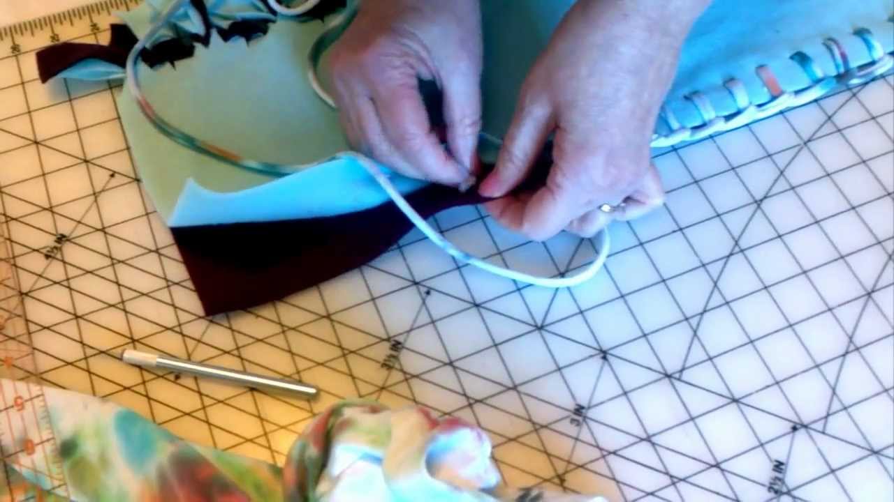 No-Sew, No-Tie Fleece Blanket Edge, How To Demonstration