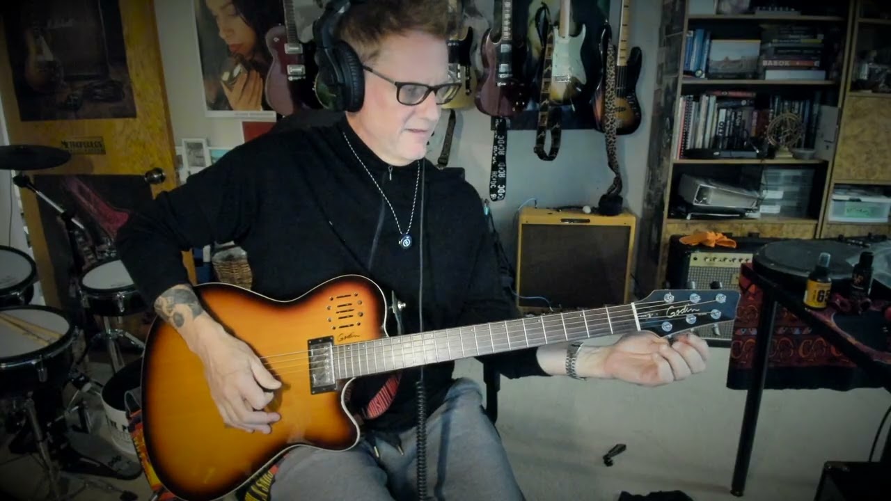 Световые струны Veritas DR на Godin A6 Ultra