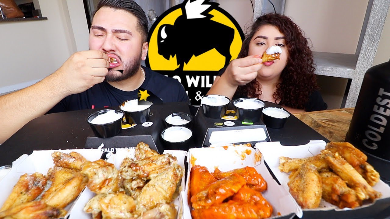 Мукбанг от Buffalo Wild Wings