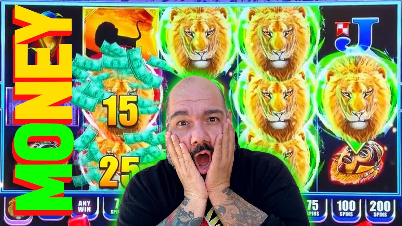 ALMOST PASSED OUT!! with VegasLowRoller on Super Winning Streak Wolf Eyes and Lion Eyes Slot Machine