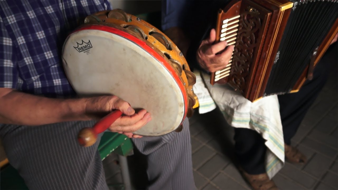 Осваиваем игру на бубне под гармонь