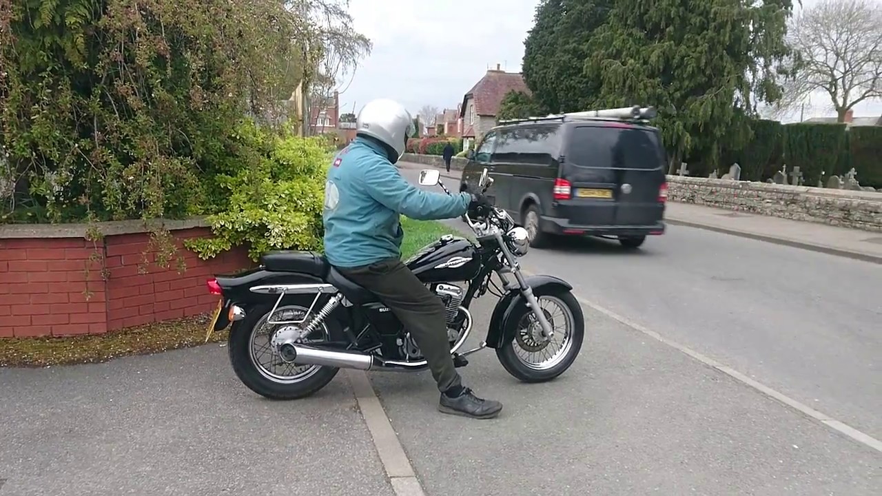 2011 SUZUKI GZ125 MARAUDER 125 MOTORBIKE 9K MILES EXCELLENT CONDITION NEW MOT
