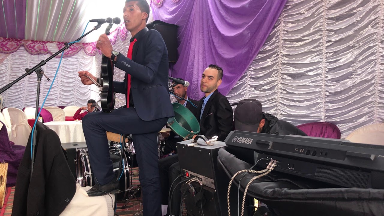 ‏حصريا أحسن ميزان شعبيعلى yamaha a2000 حفل مباشر دائما الجديد ولا تنسونا من الاشتراك في القناة وشكرا