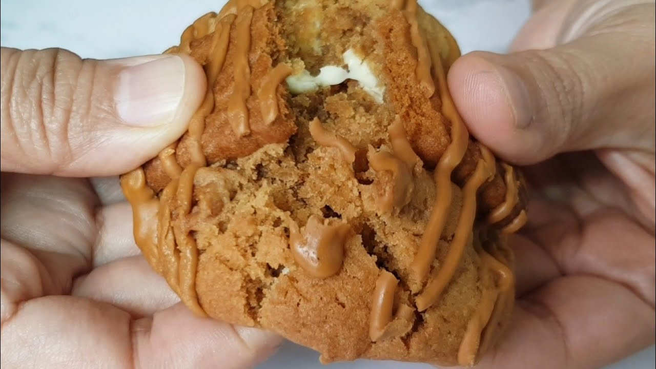 Lotus Biscoff NYC Cookies Recipe | Soft & Chewy New York Style Cafe Cookies | Lotus Biscoff Cookies