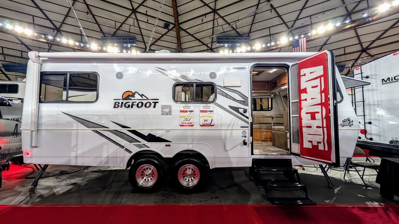 This is the HIGHEST QUALITY Trailer at the Show | Bigfoot 25B25RQ