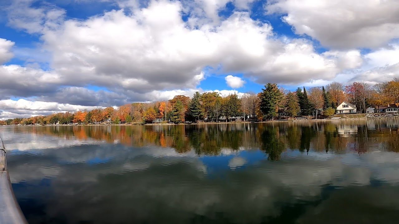 1965 Johnson 18hp Manistee Lake (Kalkaska) Fall Color Run October 2025