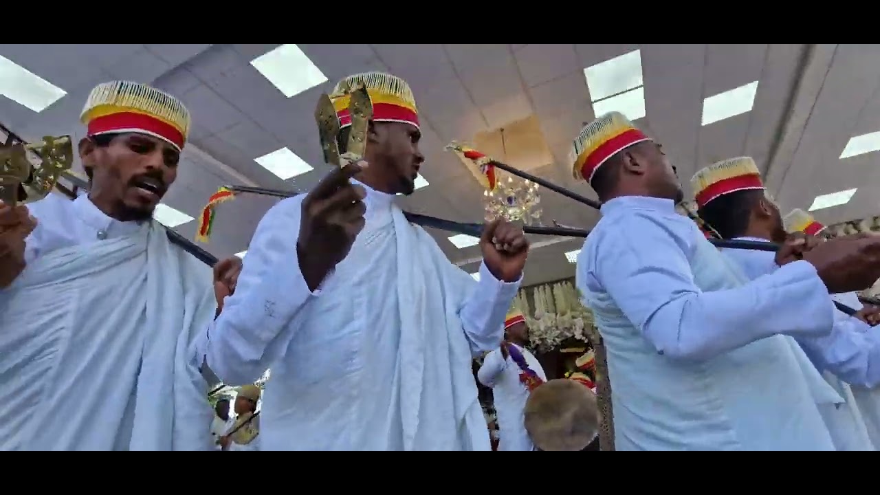 የደብረ ጽጌ ቅዱስ ዑራኤል ቤተክርስቲያን ቅዳሴ ቤቱ ሲከበር በመራሄ ብርሃናት ሰንበት ትምህርት ቤት የቀረብ ሕንፄዓ ለደብረ ጽጌ የተሰኘ አጫብር ወረብ