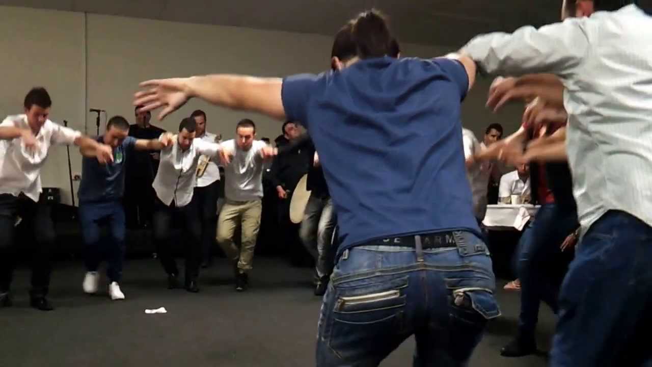 Diogenis Night At Pontiaki Estia Boys Dancing Atsapat Serra 4-11-12