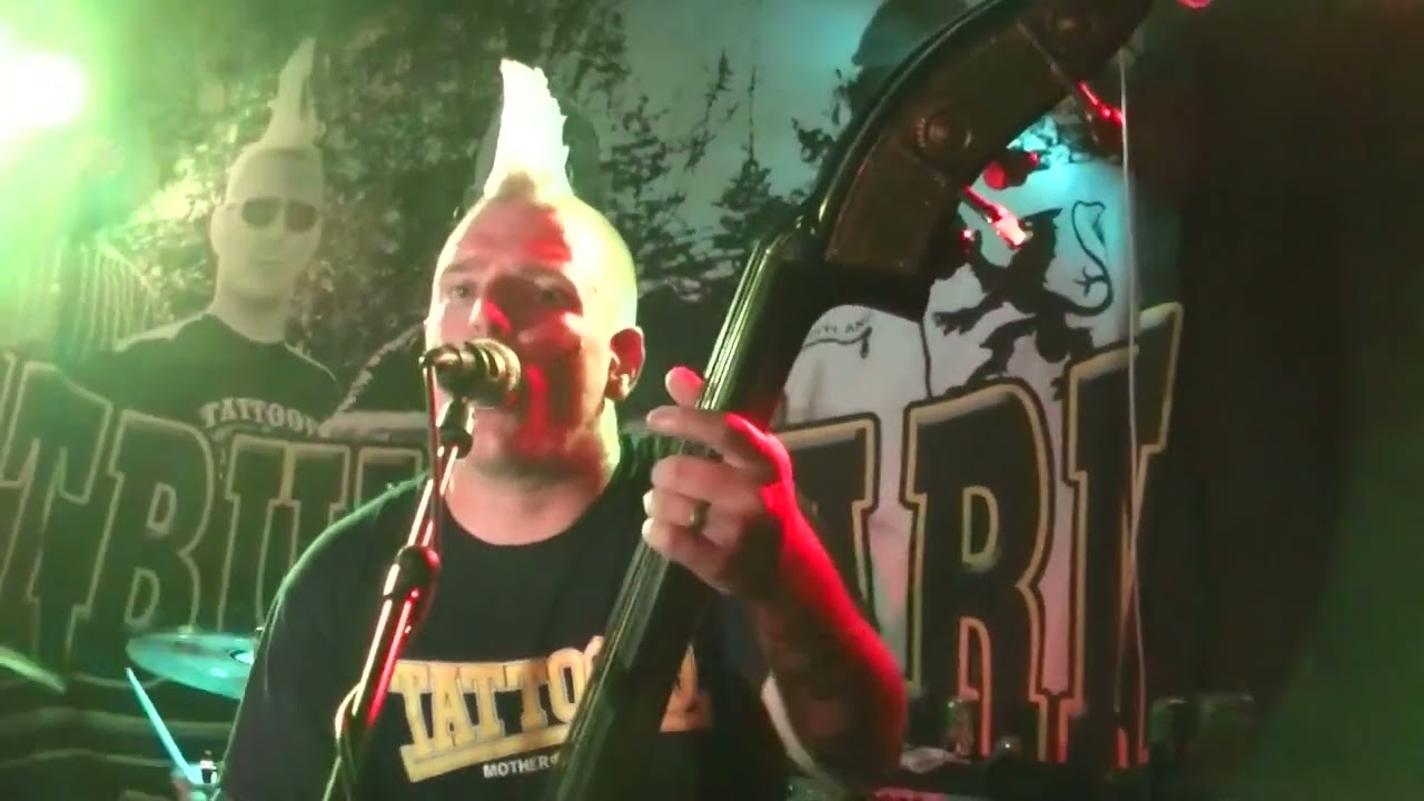 PITBULLFARM - Working For The Enemy - LIVE