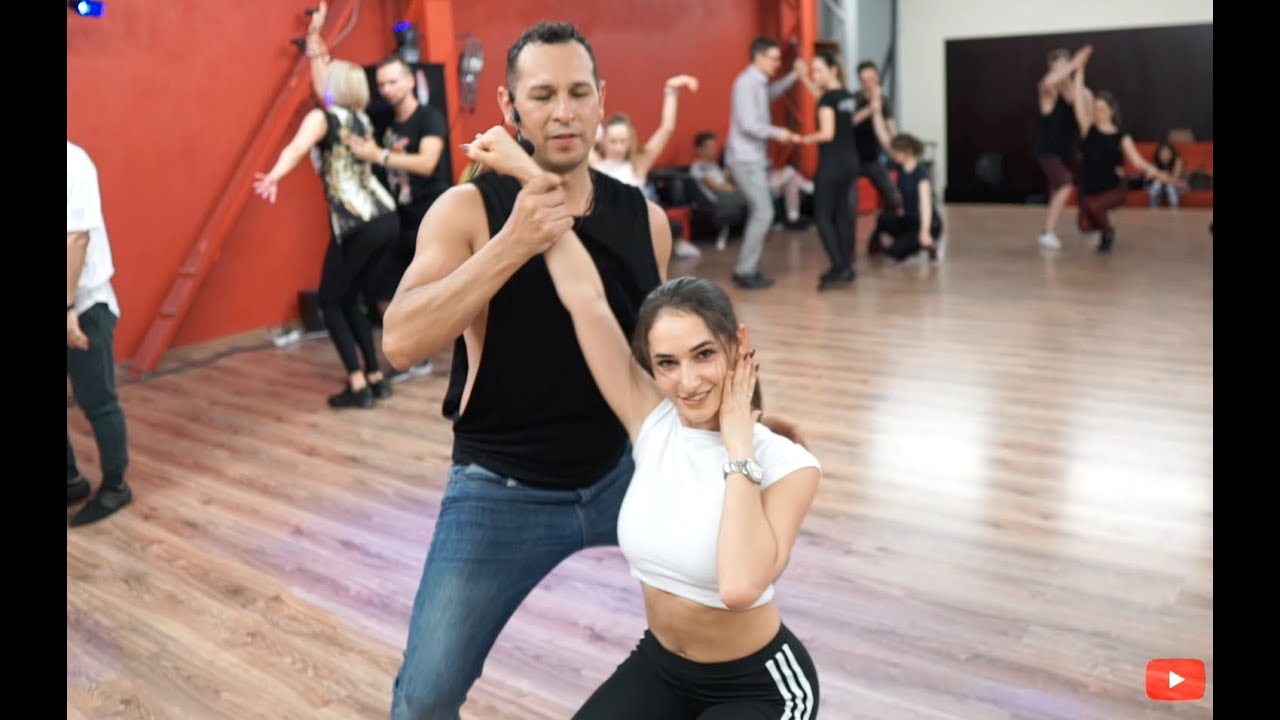 Azael & Stav / DJ Alejandro - Con Calma Bachata Remix / Remix Bachata Fest