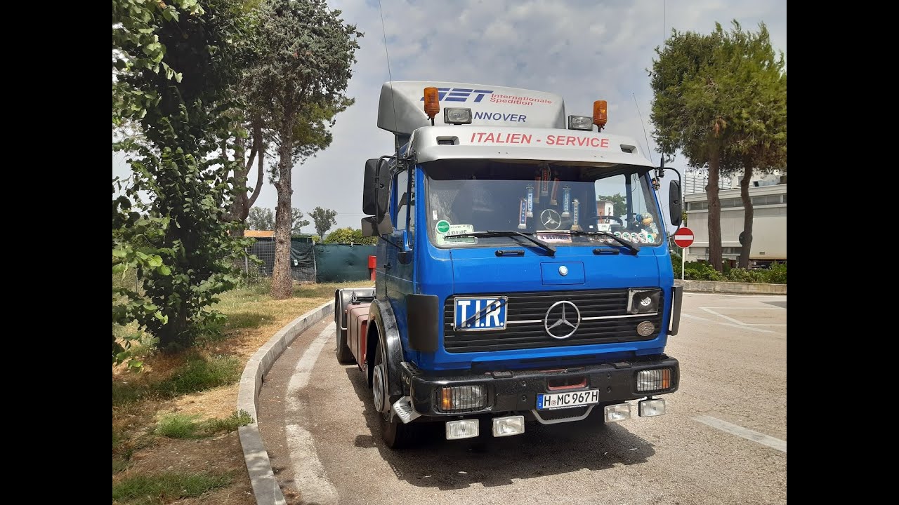 Mit dem Mercdes1635 auf der SS 4 Ascoli Piceno nach Rieti zwischen Arquata und Collicelle Umleitun