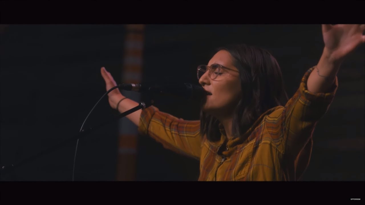 Most Beautiful UPPRERROOM Worship Moment Elyssa Smith 12-8-19