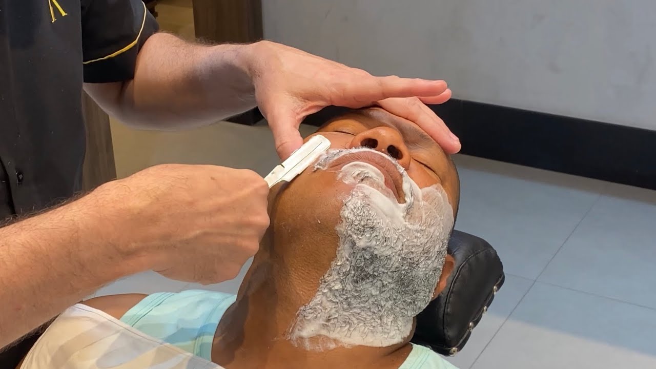 Aprenda a fazer barba com espuma quente |como fazer barba com Navalha do jeito raiz.  Passo a passo
