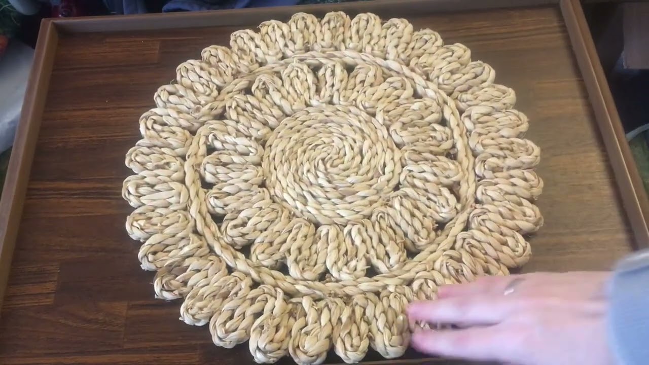 What I Think Of this Set of Round Corn Husk Placemats