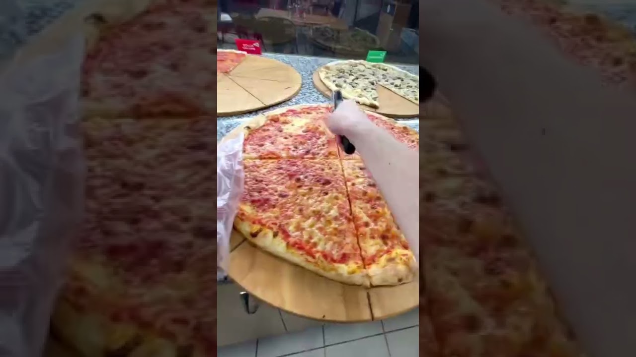 &aacute;ll&aacute;spercek: PizzaMe munk&aacute;k