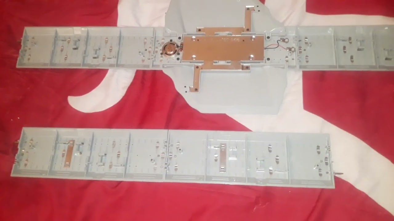 Lionel Grade Crossing with flashers tutorial video #train #how #howto