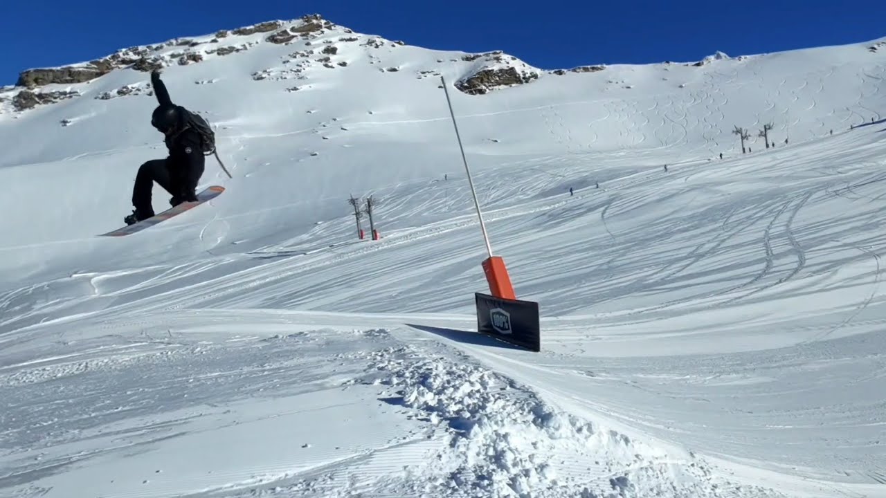 Adjumper of the lifetime 🏂⛷️#foryou #surf #snow #snowboard #snowboarding #ski #skills #jumper #jump