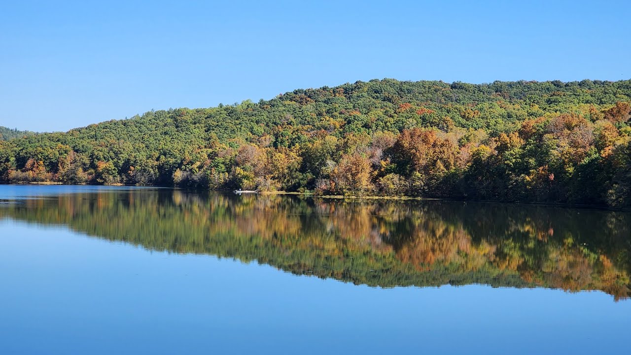 Tipsaw Lake, Two Lakes Loop and Hemlock Cliffs