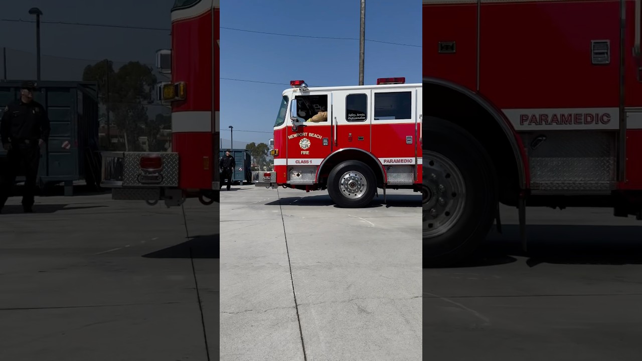 Newport Beach Engine 66 responding into the auto demo at the department open house