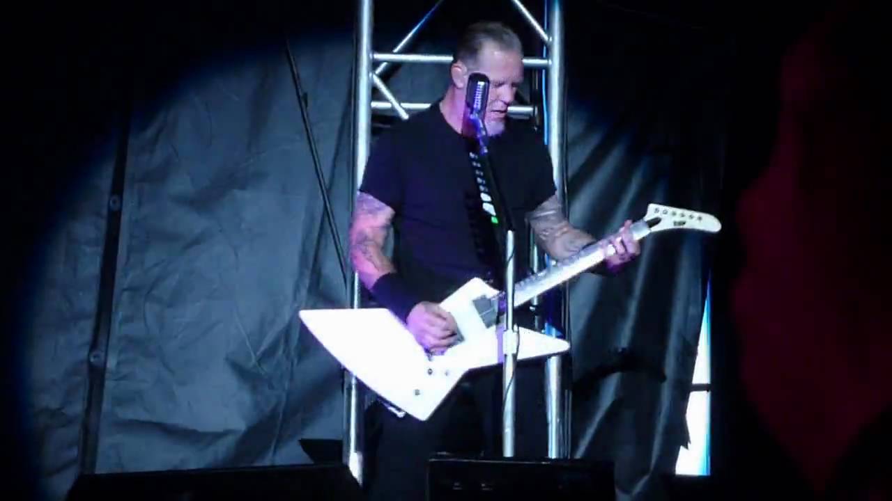 Metallica - Of Wolf and Man (Live at Sonisphere Hultsfred, 07/18/09)