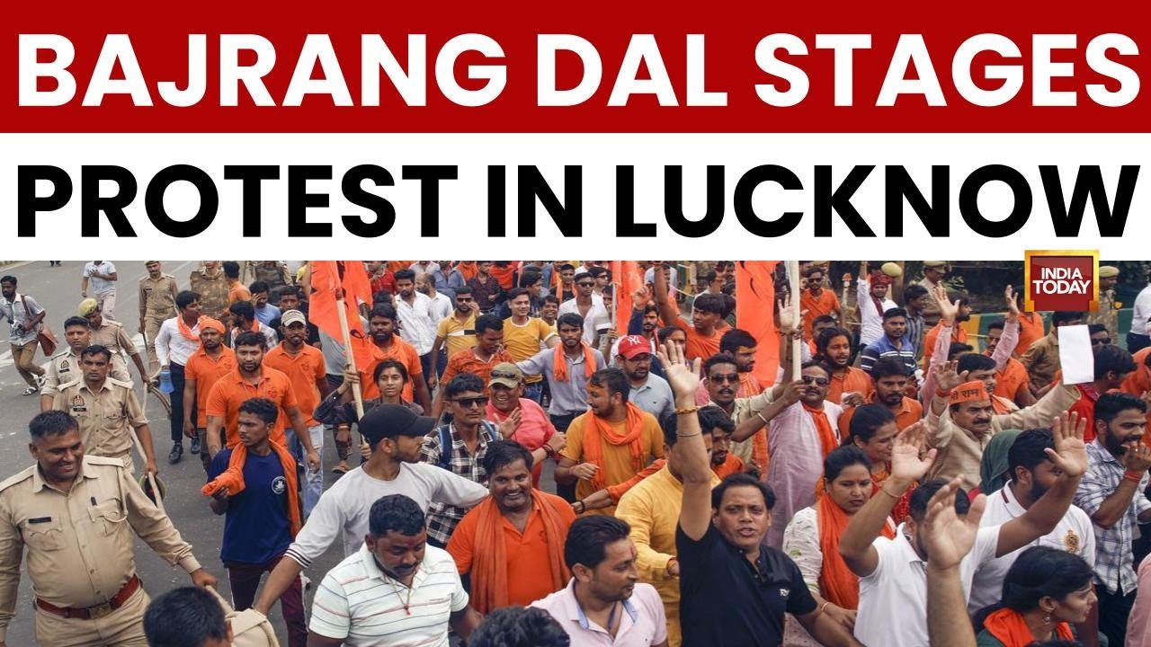 VHP & Bajrang Dal Burn Effigies of Muhammad Yunus; Demand 'President's Rule' in Bangladesh