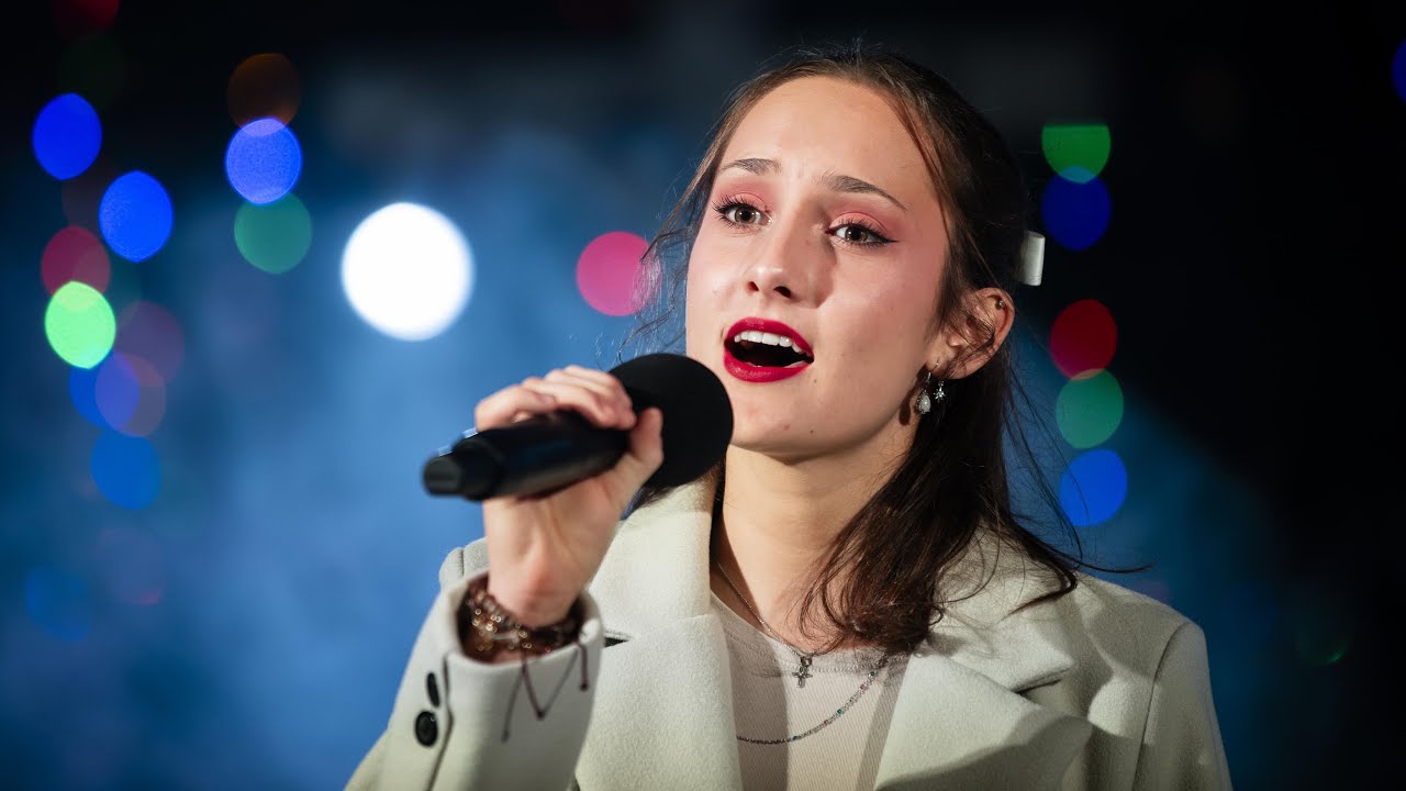 Hosanna: On prišiel k nám