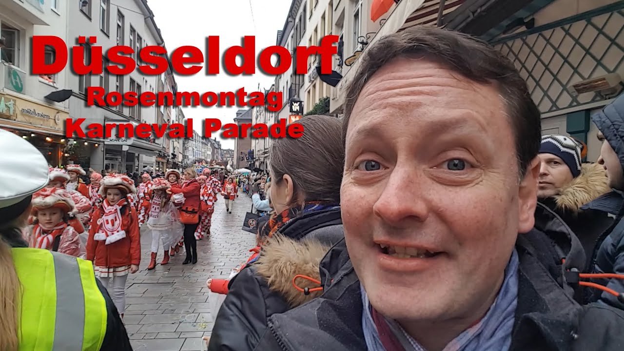 Düsseldorf Rosenmontag Karneval Parade