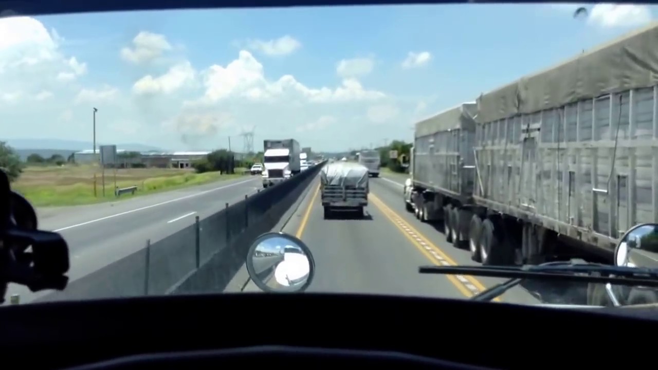 De Querétaro a Celaya. (Apaseo El Alto, Guanajuato)